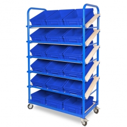 Schrägbodenregalwagen mit 6 Ebenen, BxTxH 1050x500x1690 mm, 4 Lenkrollen, 2 Rollen mit Feststellbremse, bestückt mit 18 Euroboxen BxTxH 400x300x120 mm, mit Griffleisten