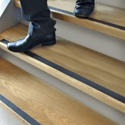 Antirutschband, schwarz, Rutschsicherheit gemäß DIN 51130 Kategorie R 13, Breite 25 mm, Länge 18,3 m